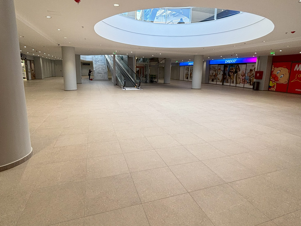 Τοποθέτηση Πλακιδίων Patras Mall